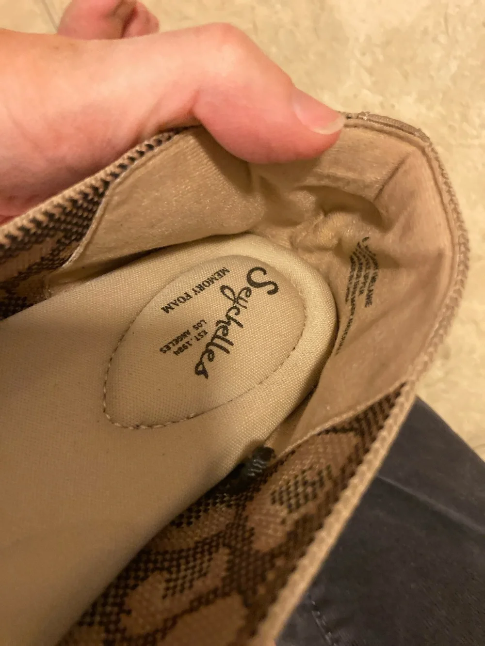 Seychelles Taupe Knit Leopard Slip-On Flats size 8.5
